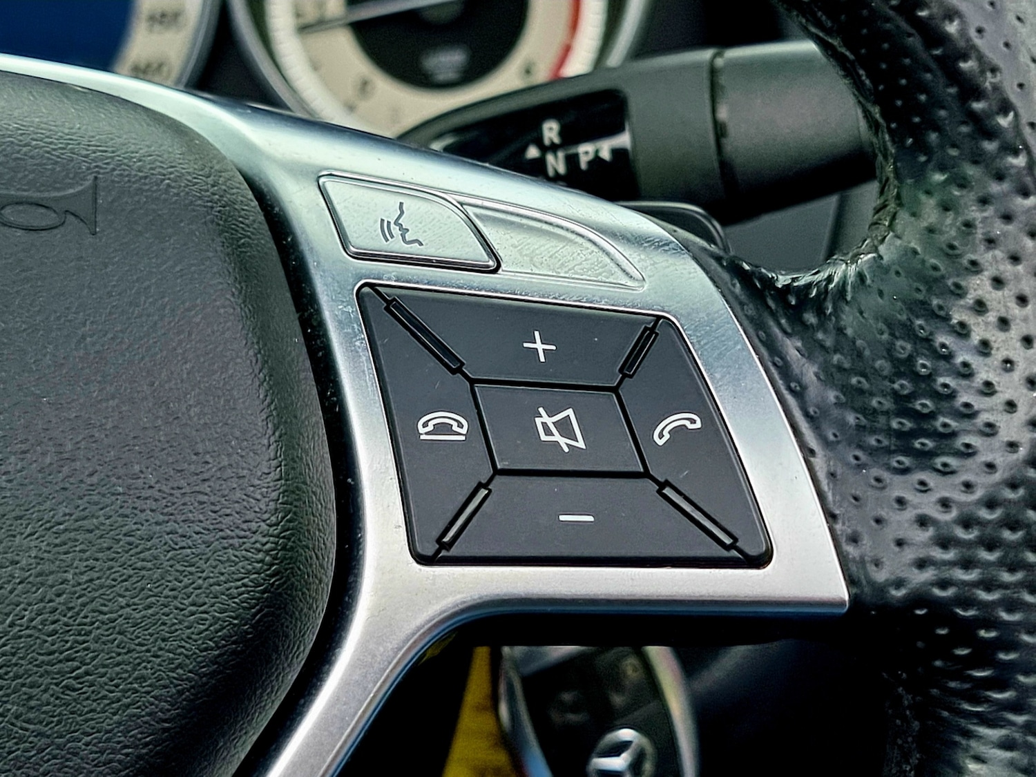 Used Mercedes-Benz E Class 2013 for sale - 76613522: Photo 37