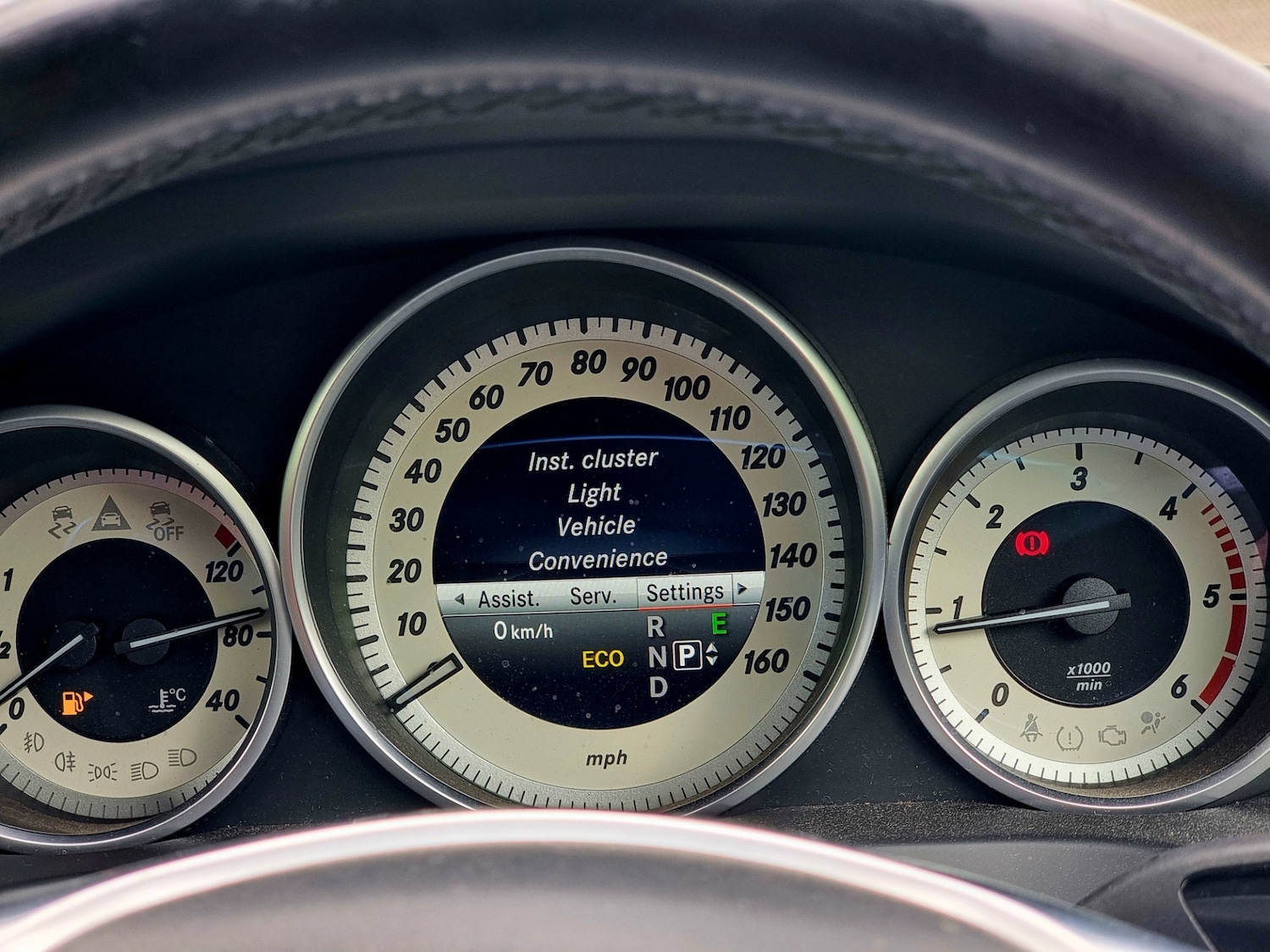 Used Mercedes-Benz E Class 2013 for sale - 76613522: Photo 45