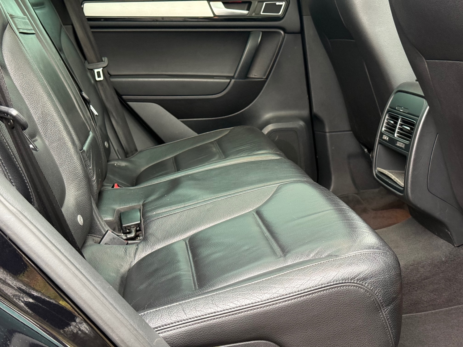 Used Volkswagen Touareg 2012 for sale - 77324337: Photo 24