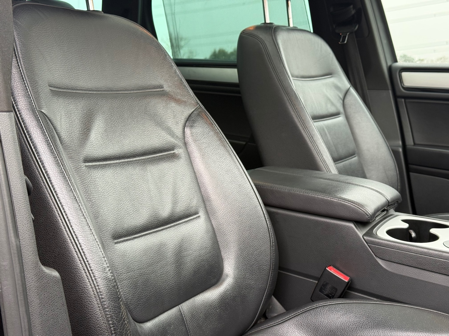 Used Volkswagen Touareg 2012 for sale - 77324337: Photo 31