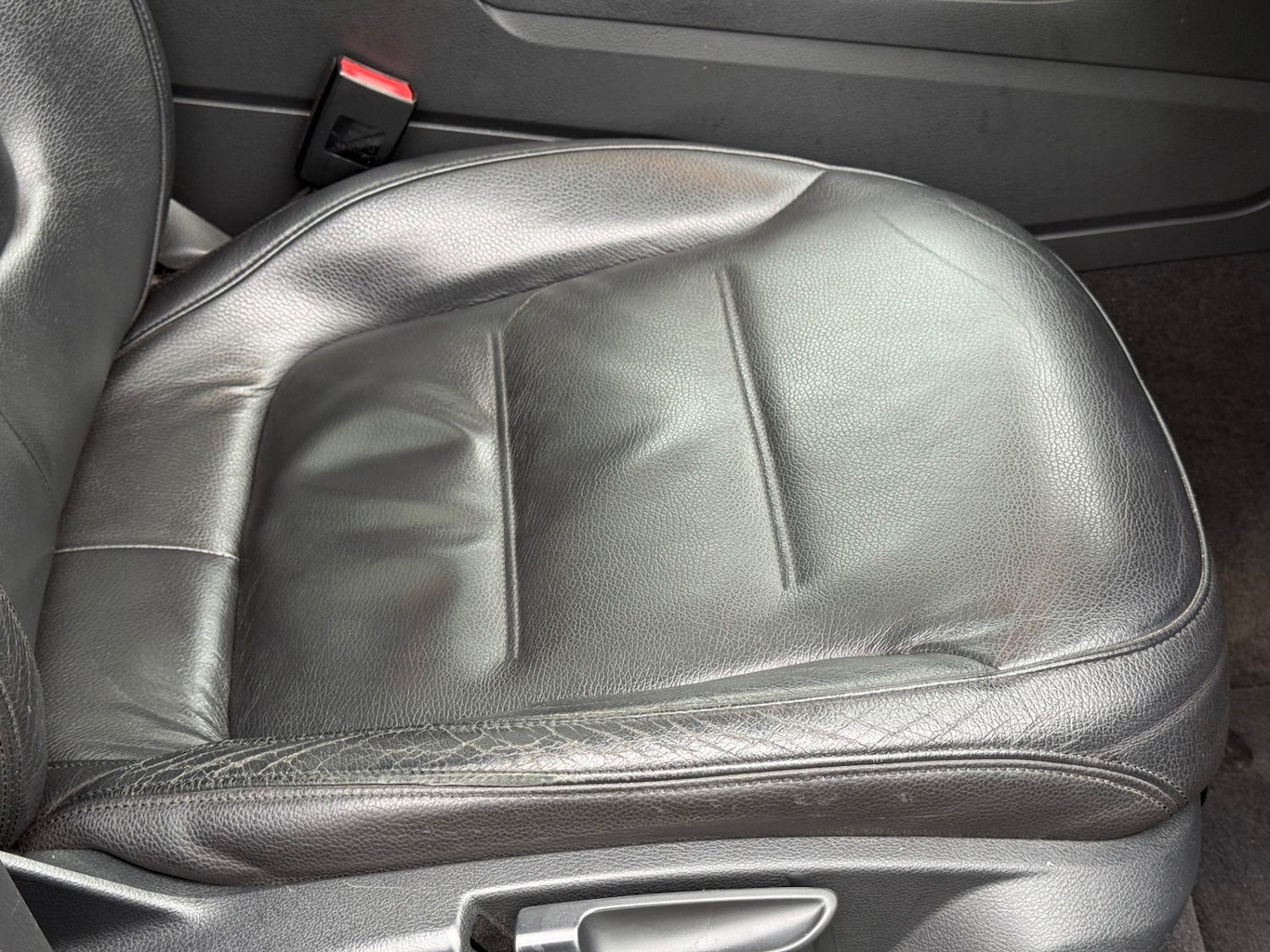 Used Volkswagen Touareg 2012 for sale - 77324337: Photo 32