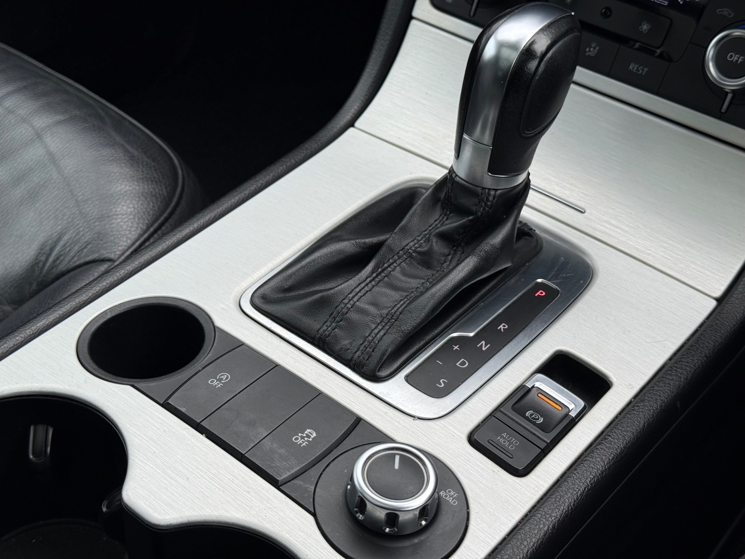 Used Volkswagen Touareg 2012 for sale - 77324337: Photo 42