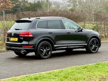 Used Volkswagen Touareg 2012 for sale - 77324337: Photo