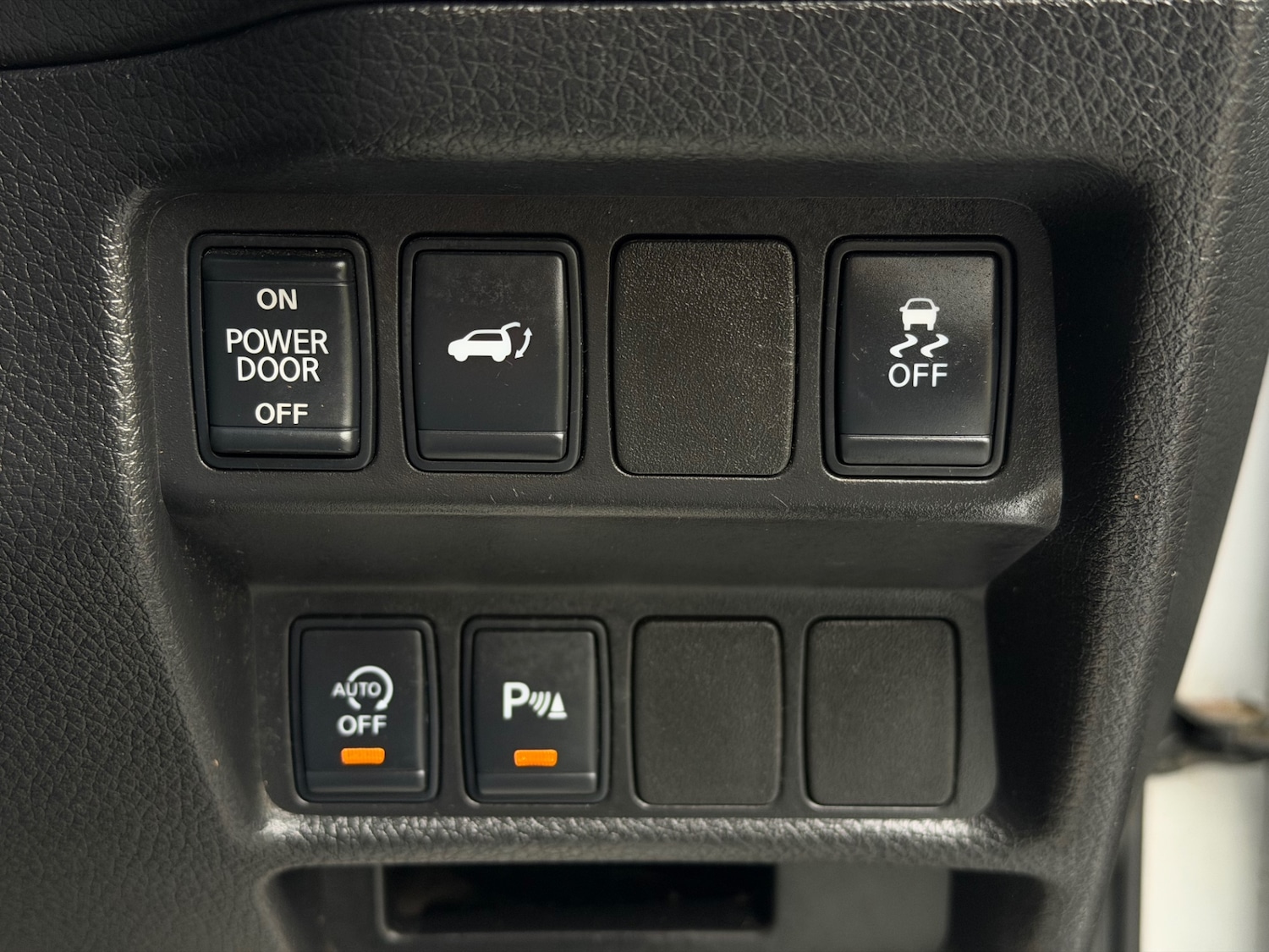 Used Nissan X-Trail 2015 for sale - 77248172: Photo 37