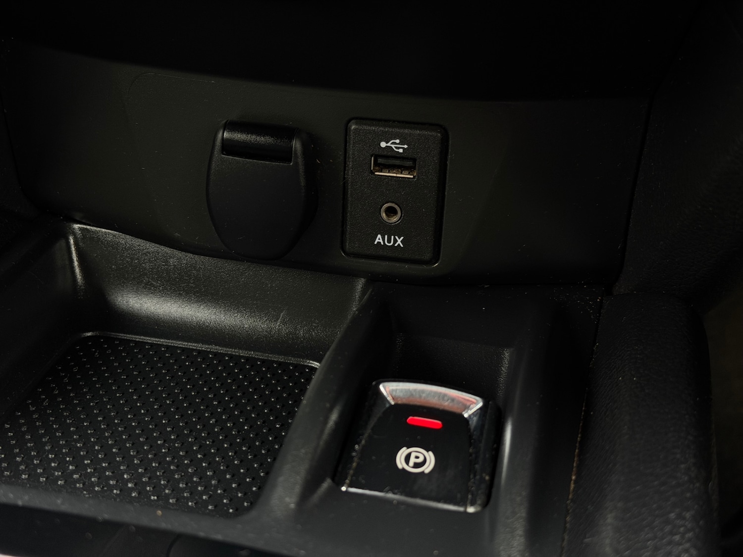 Used Nissan X-Trail 2015 for sale - 77248172: Photo 43