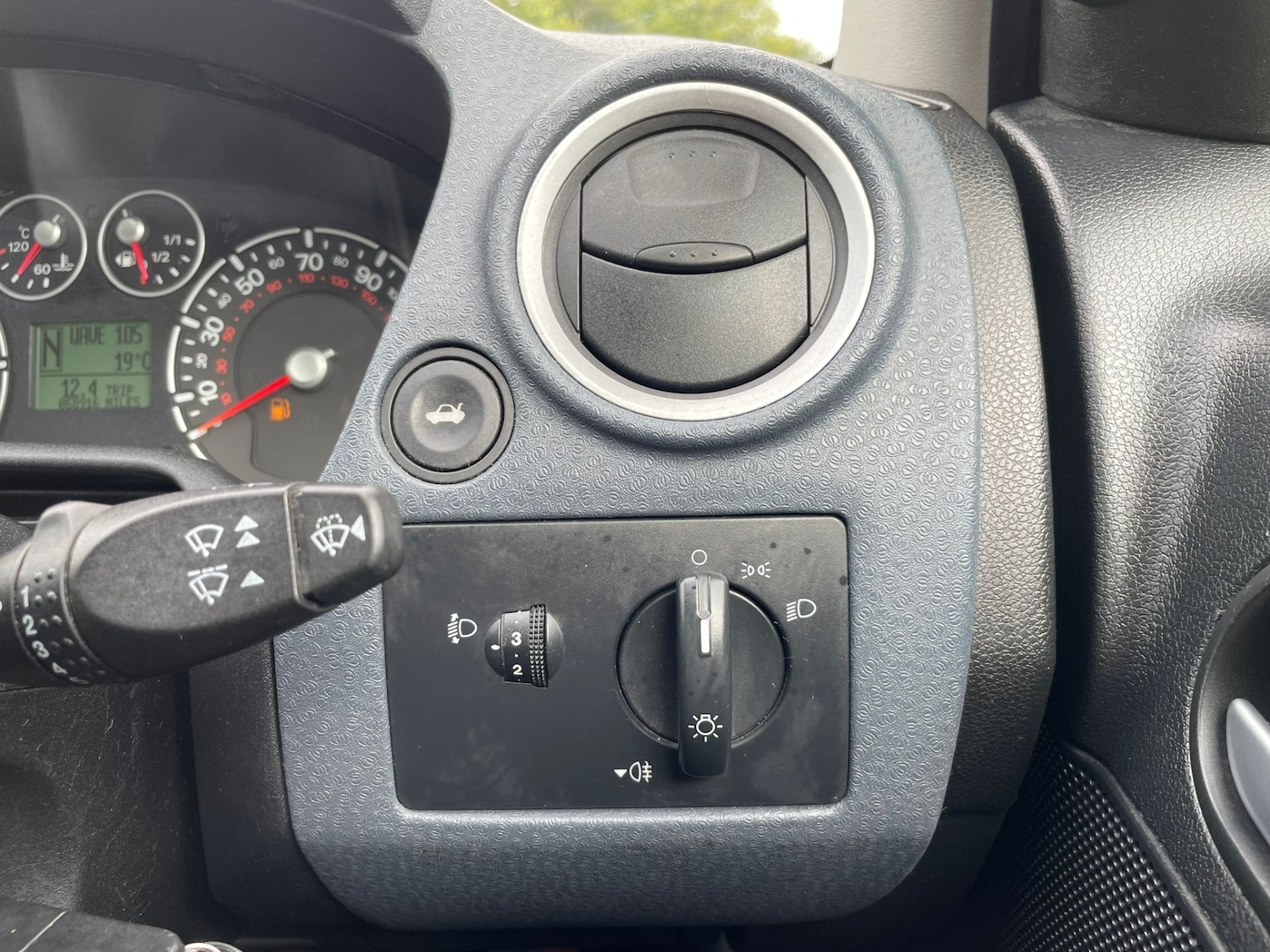 Used Ford Fusion 2009 for sale - 76625407: Photo 20