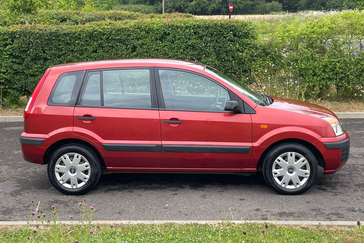 Used Ford Fusion 2009 for sale - 76625407: Photo 4