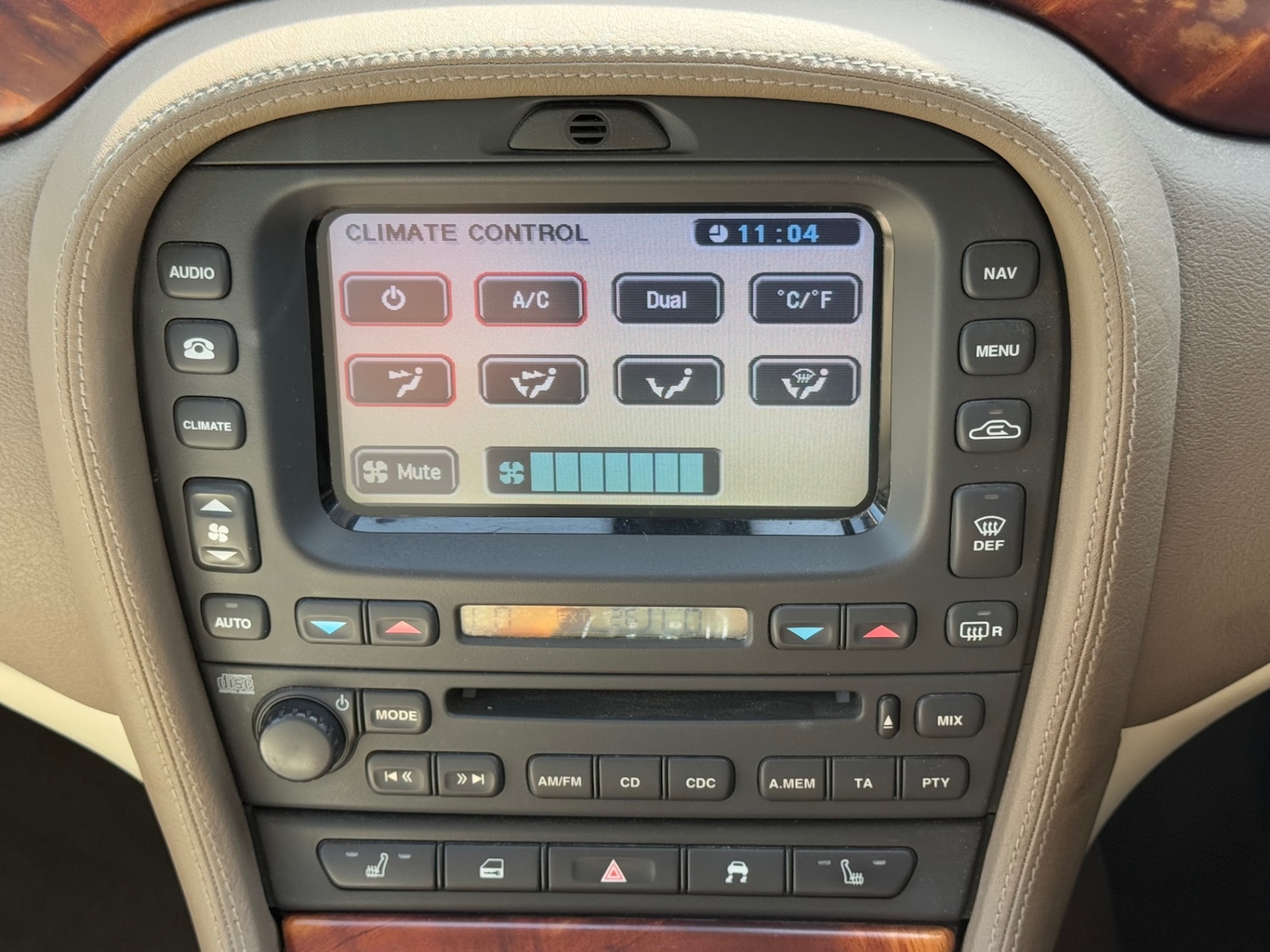 Used Jaguar S-Type 2007 for sale - 76619574: Photo 22