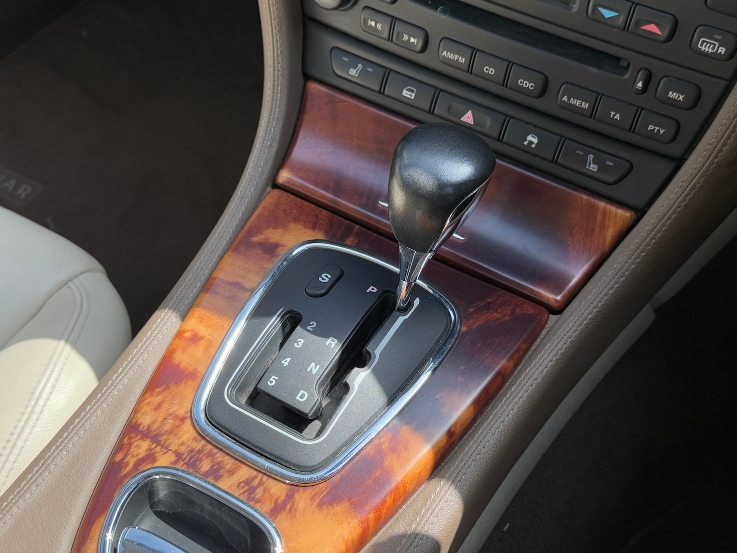 Used Jaguar S-Type 2007 for sale - 76619574: Photo 37