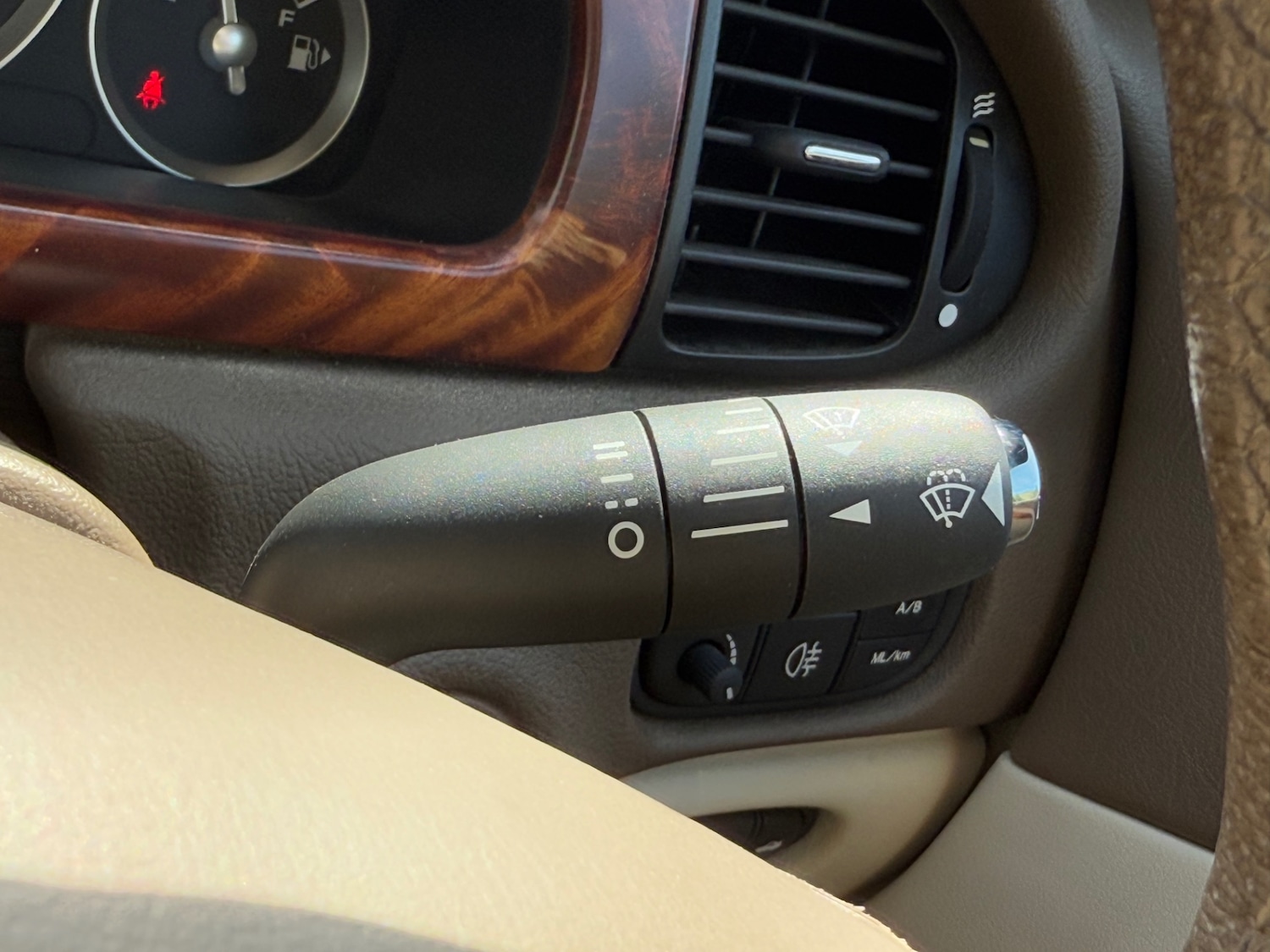 Used Jaguar S-Type 2007 for sale - 76619574: Photo 40