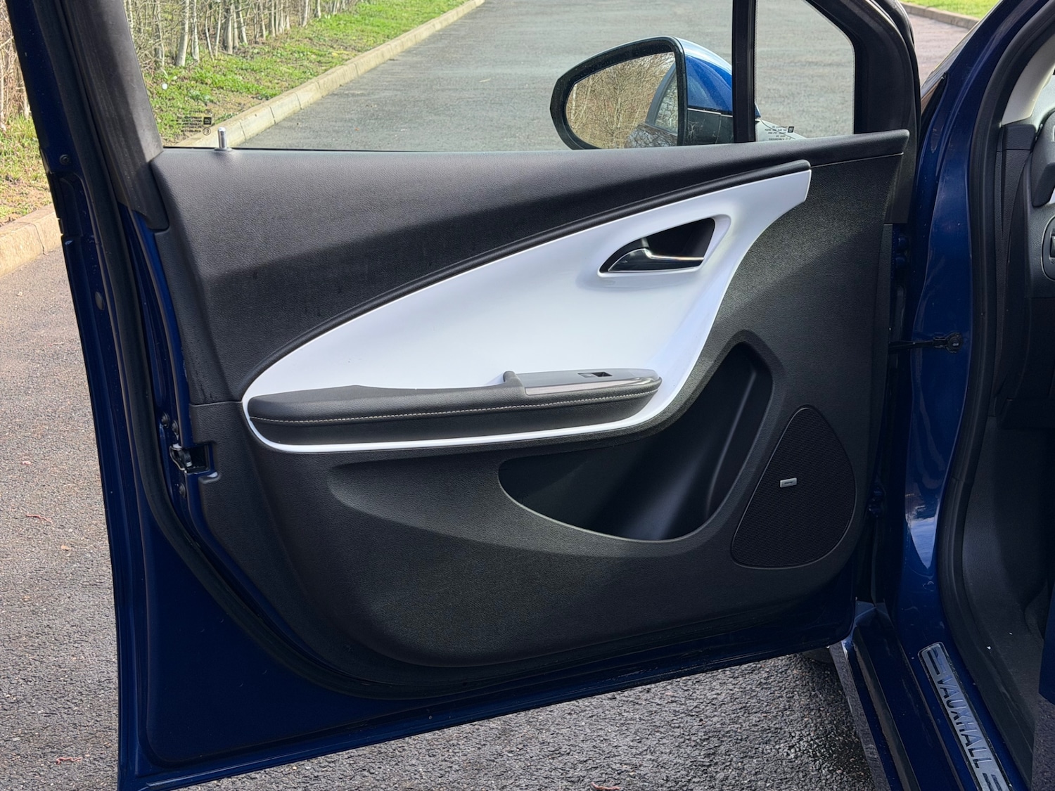 Used Vauxhall Ampera 2013 for sale - 77531948: Photo 28