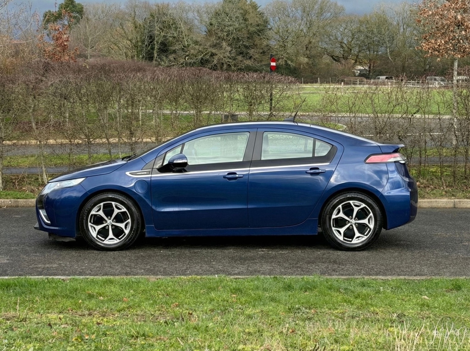 Used Vauxhall Ampera 2013 for sale - 77531948: Photo 4