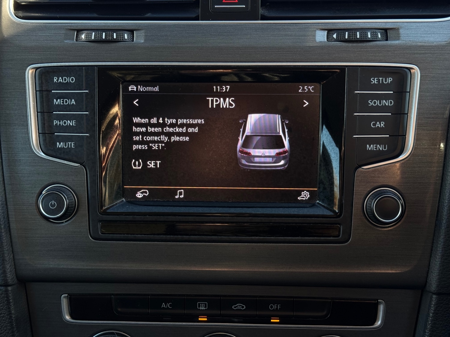 Used Volkswagen Golf 2013 for sale - 76625491: Photo 15