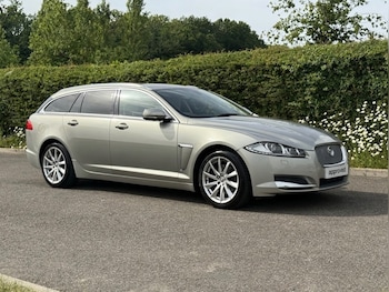 Used Jaguar XF 2013 for sale - 78738982: Photo