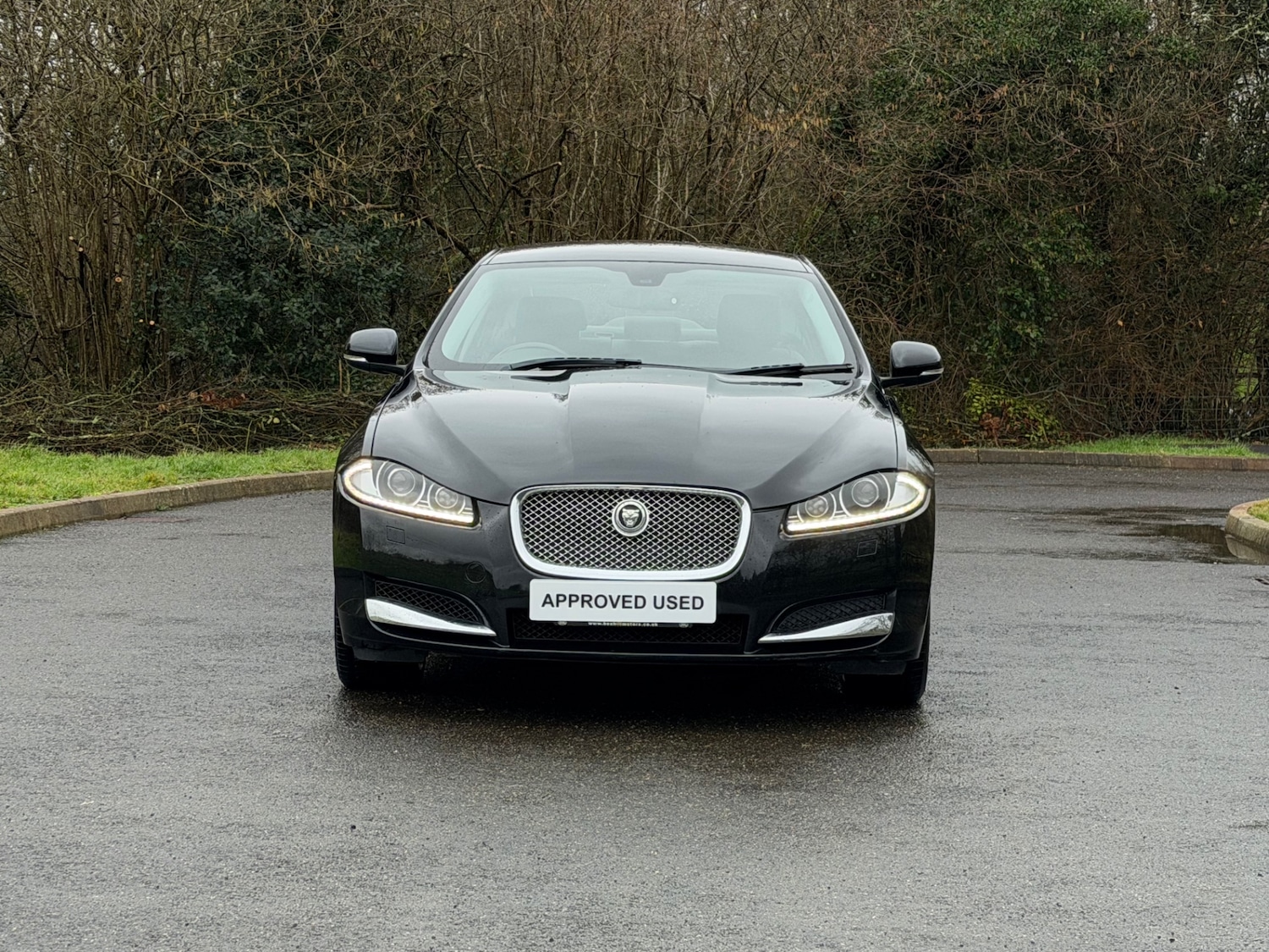 Used Jaguar XF 2012 for sale - 77475648: Photo 2