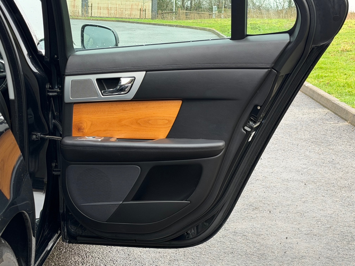 Used Jaguar XF 2012 for sale - 77475648: Photo 25