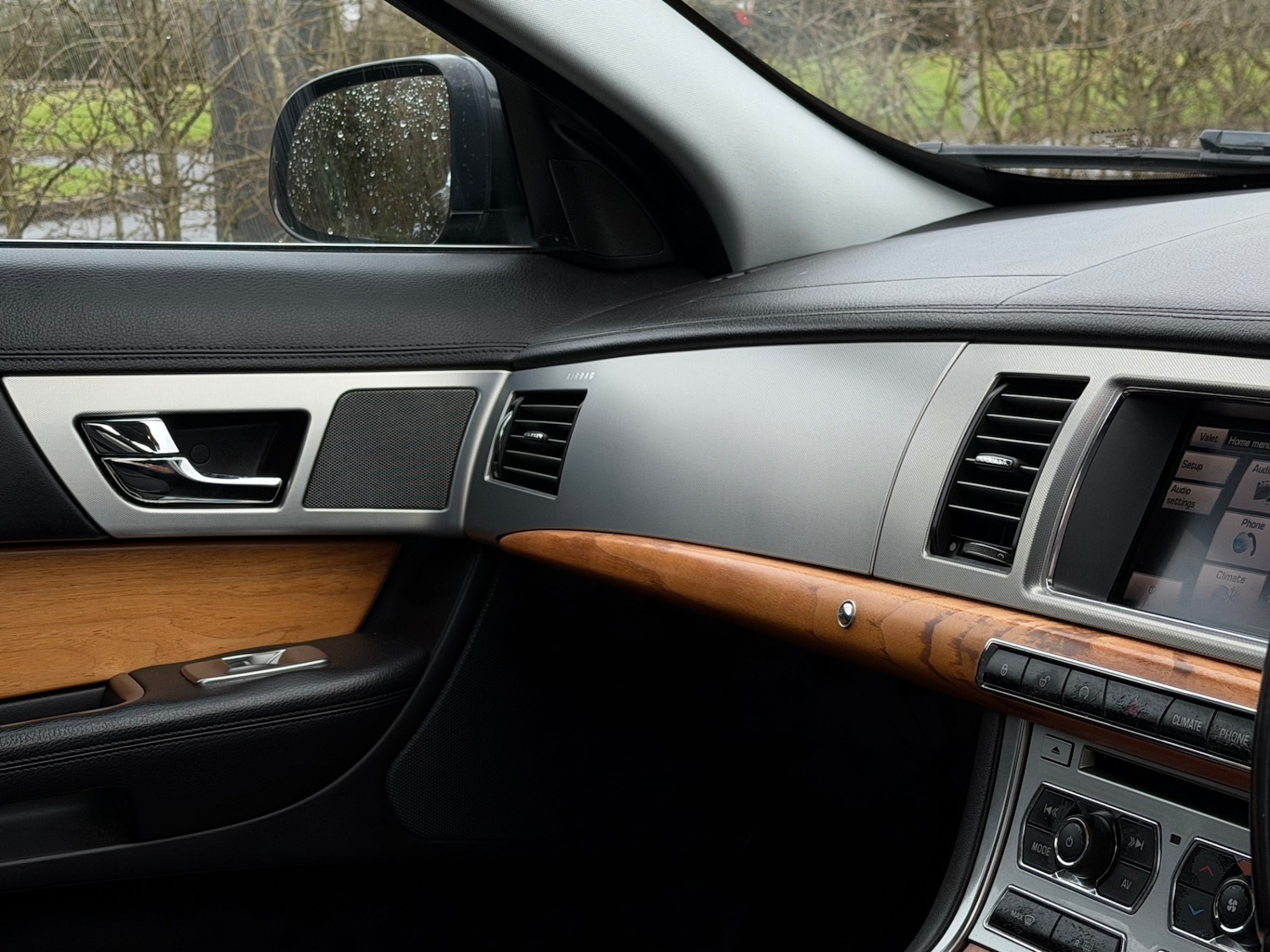 Used Jaguar XF 2012 for sale - 77475648: Photo 33