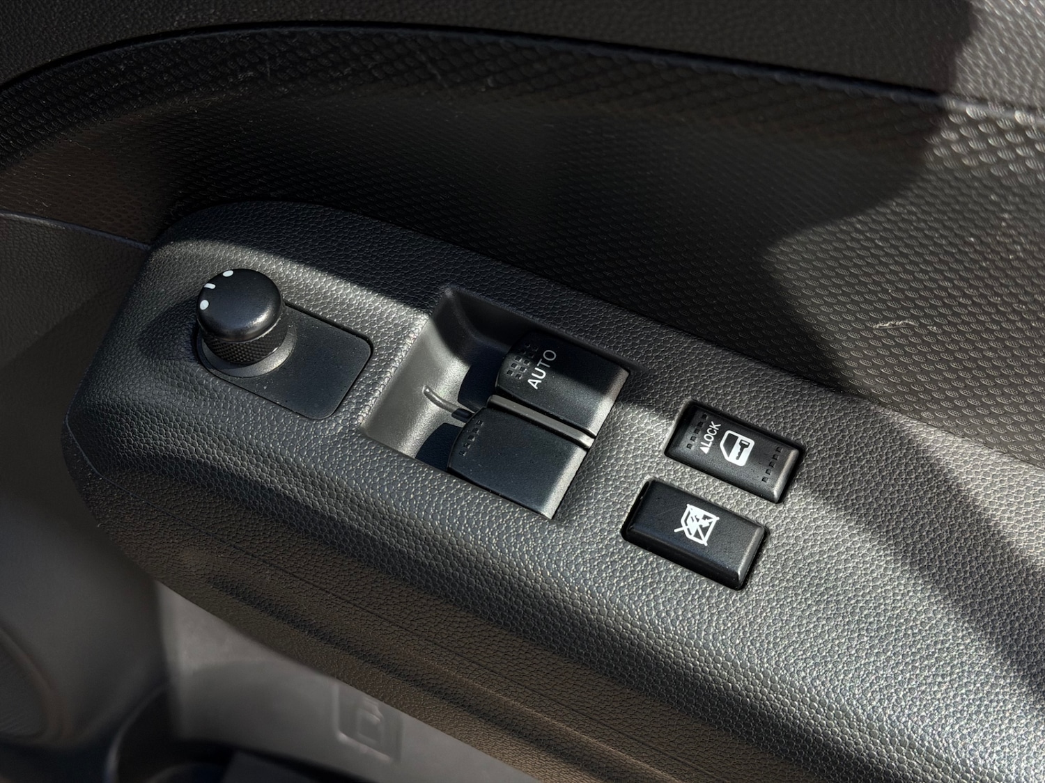 Used Vauxhall Agila 2011 for sale - 78014236: Photo 14