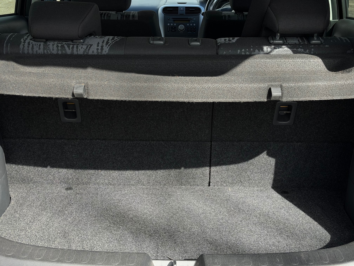 Used Vauxhall Agila 2011 for sale - 78014236: Photo 9