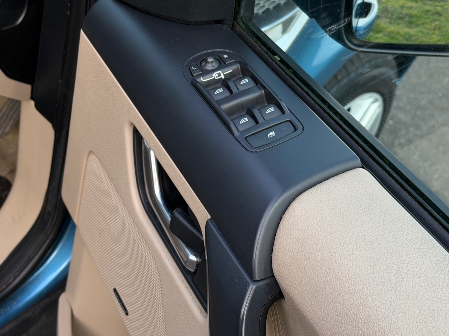 Used Land Rover Freelander 2012 for sale - 77763058: Photo 14