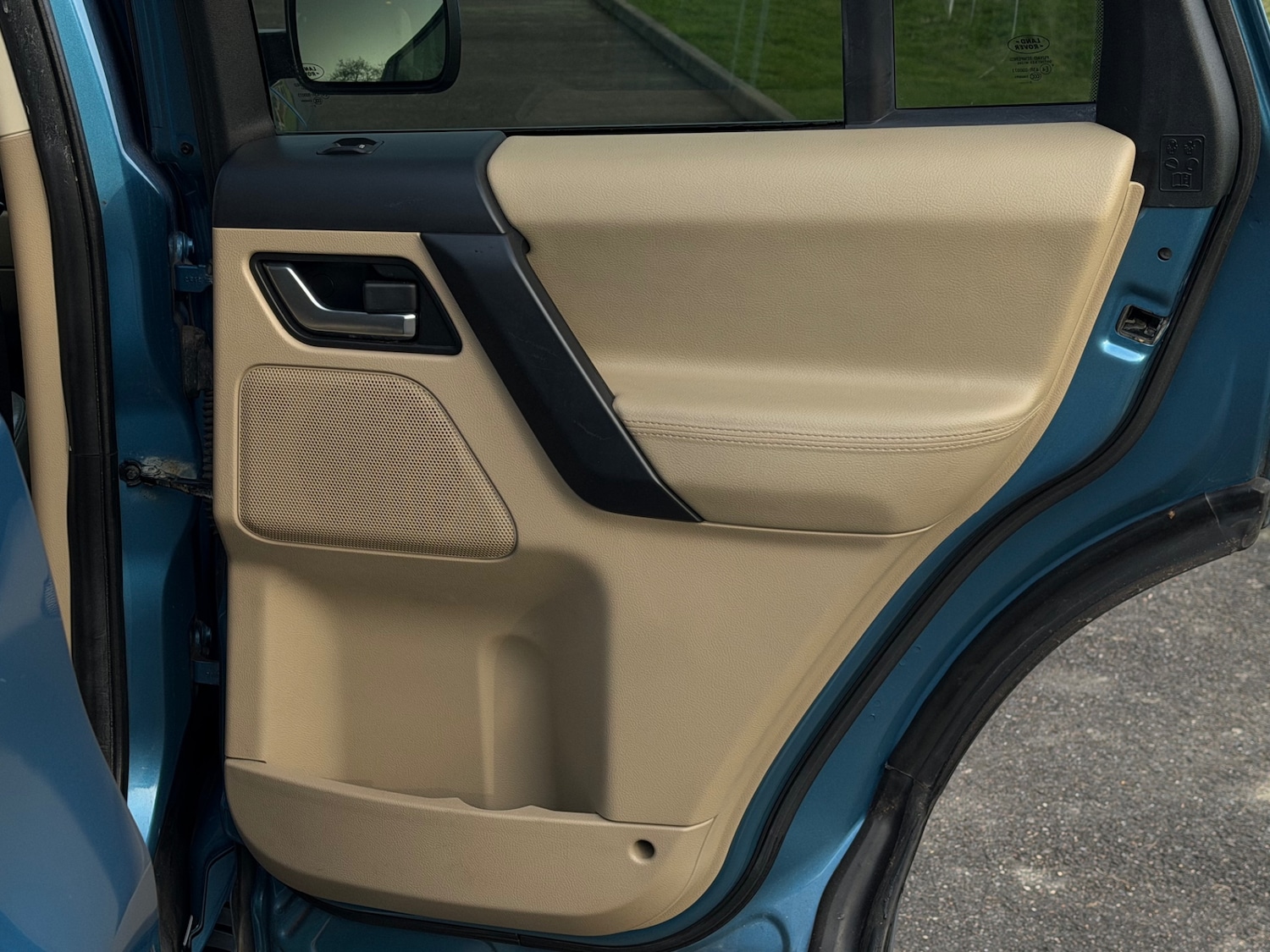 Used Land Rover Freelander 2012 for sale - 77763058: Photo 26