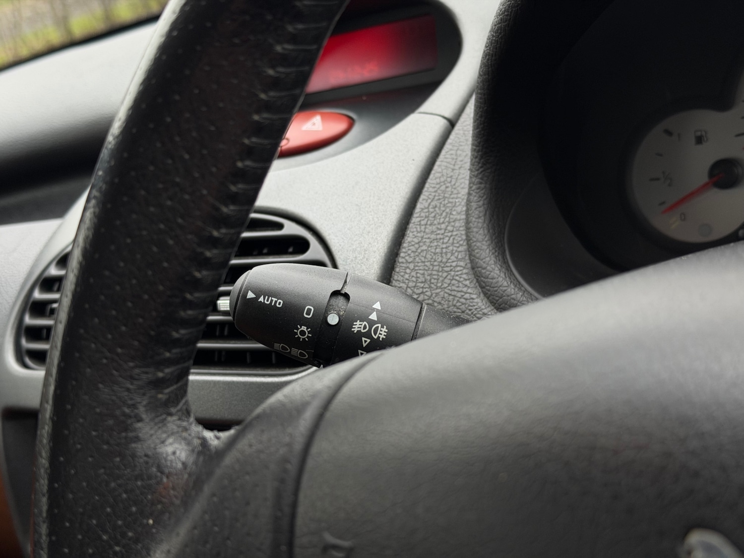 Used Peugeot 206 2002 for sale - 77062119: Photo 23