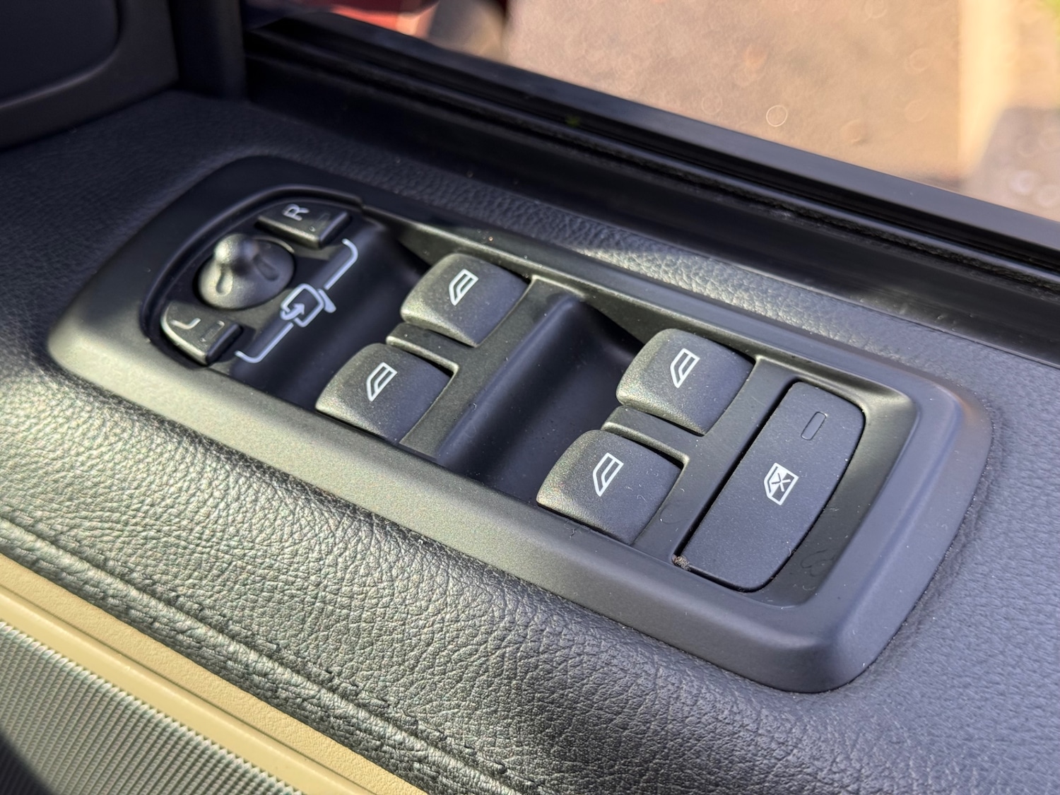 Used Land Rover Range Rover Sport 2010 for sale - 77168117: Photo 36