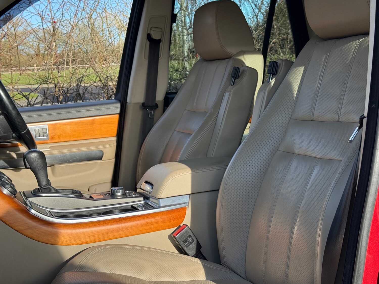 Used Land Rover Range Rover Sport 2010 for sale - 77168117: Photo 41