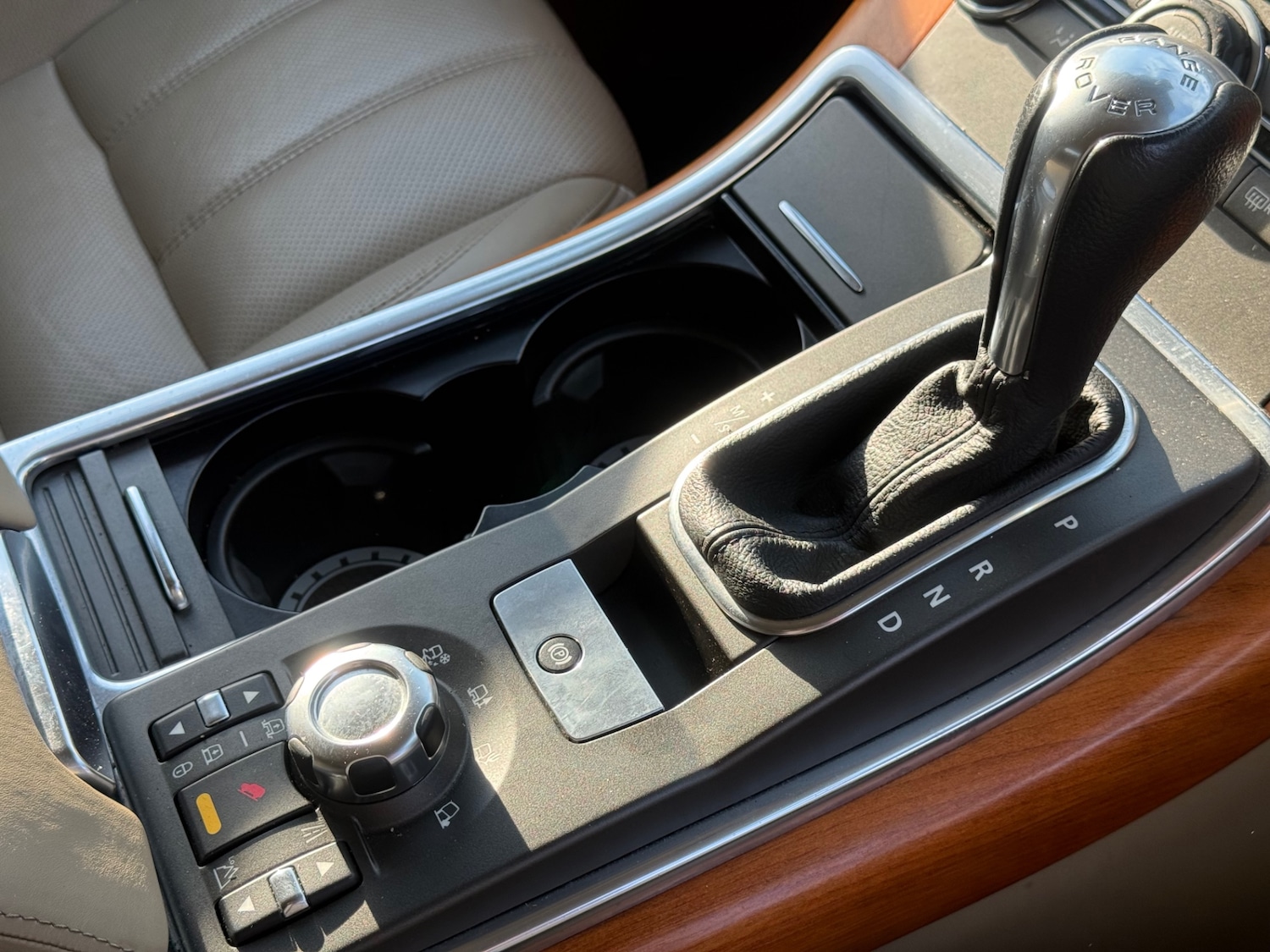 Used Land Rover Range Rover Sport 2010 for sale - 77168117: Photo 44