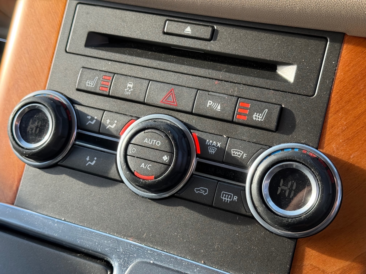 Used Land Rover Range Rover Sport 2010 for sale - 77168117: Photo 61