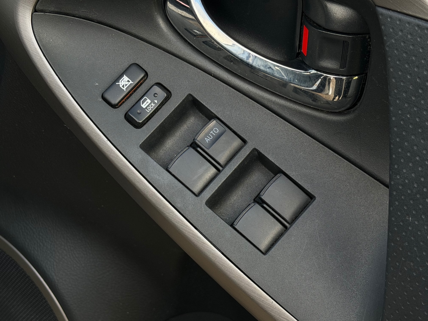 Used Toyota RAV4 2006 for sale - 77351234: Photo 21