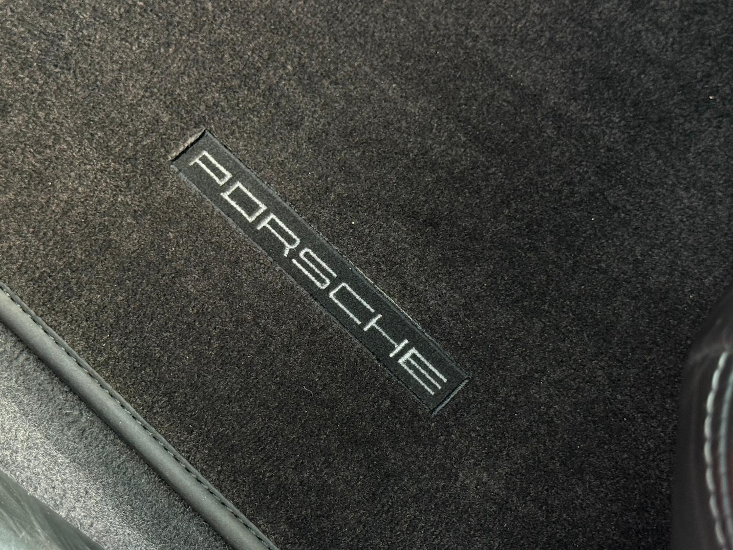 Used Porsche 911 2009 for sale - 78170047: Photo 43