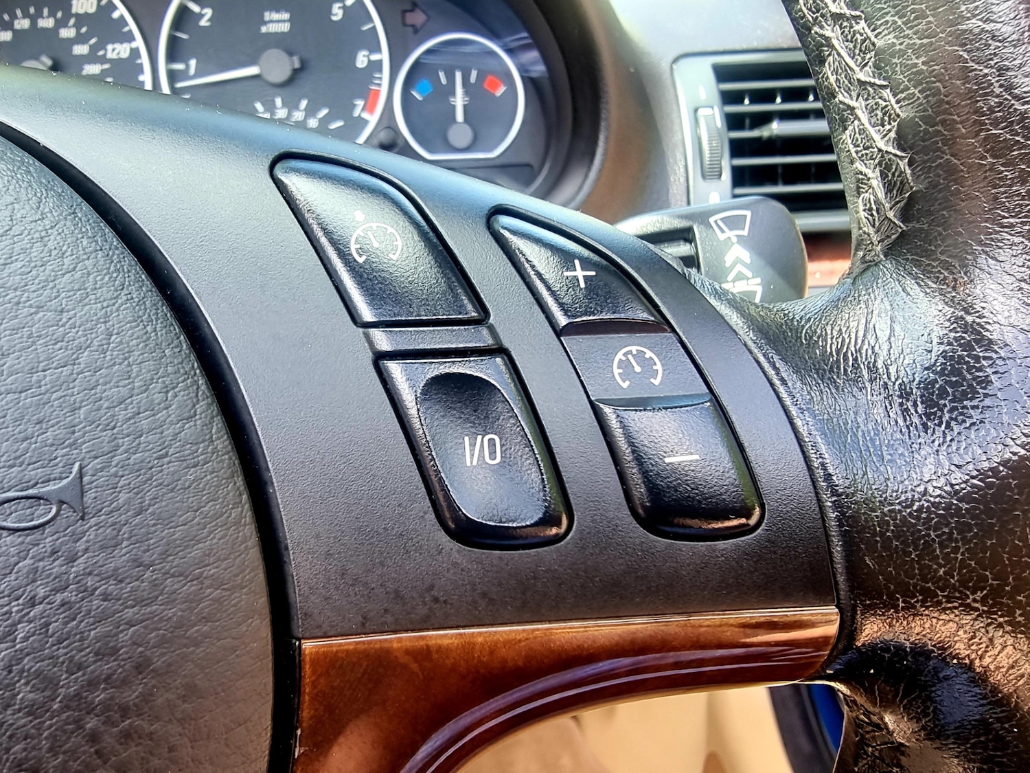 Used BMW 3 Series 2004 for sale - 77716441: Photo 40