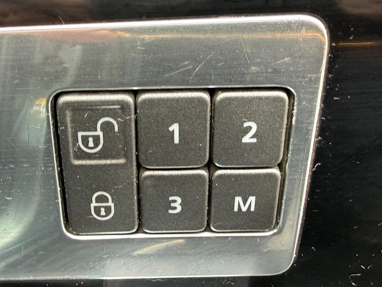 Used Land Rover Discovery 2014 for sale - 77475713: Photo 20