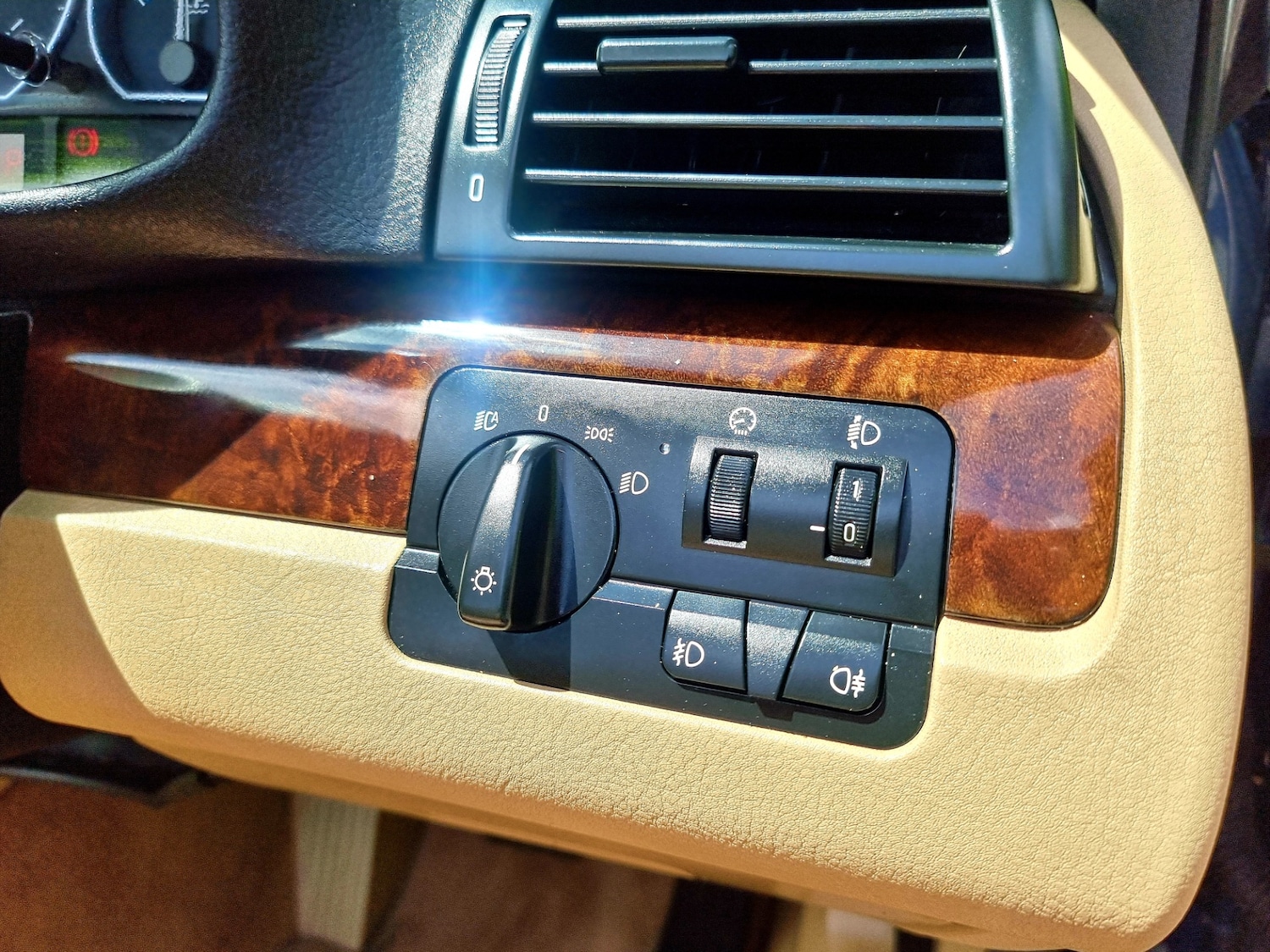 Used BMW 3 Series 2004 for sale - 76670698: Photo 38