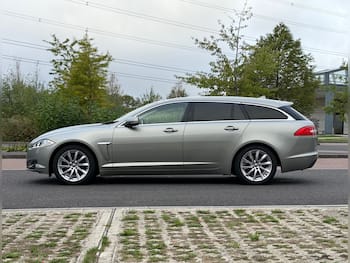 Used Jaguar XF 2013 for sale - 79725492: Photo