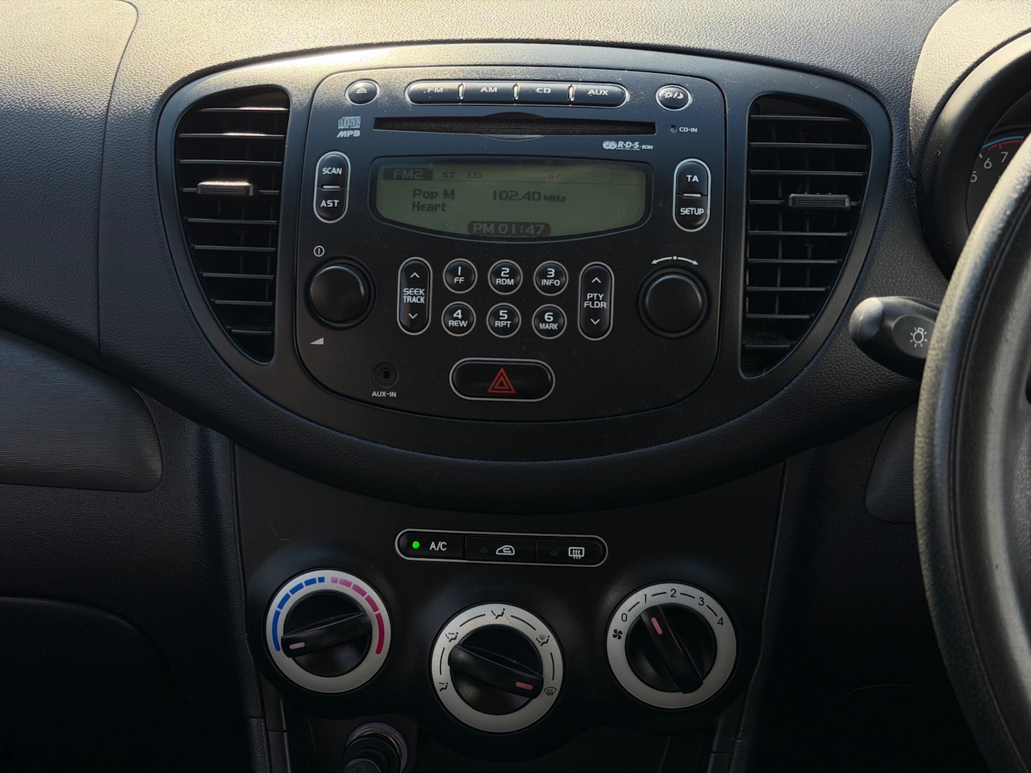 Used Hyundai i10 2009 for sale - 77831825: Photo 19