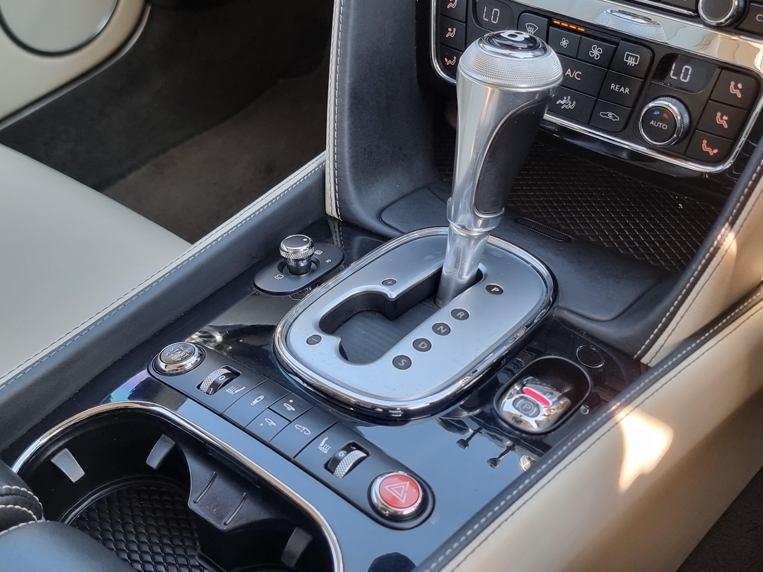 Used Bentley Continental 2012 for sale - 77720906: Photo 18