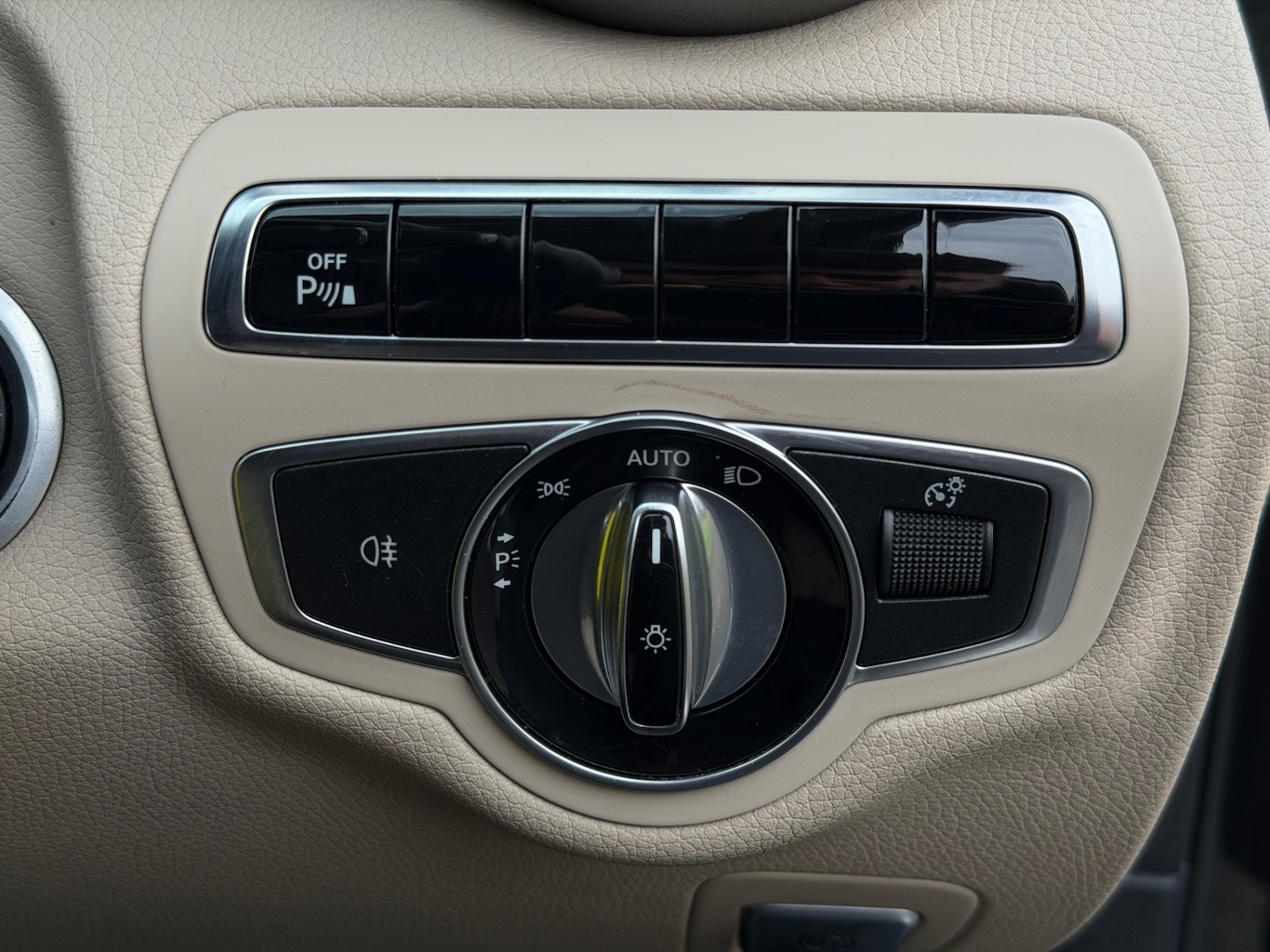 Used Mercedes-Benz C Class 2016 for sale - 77617364: Photo 33