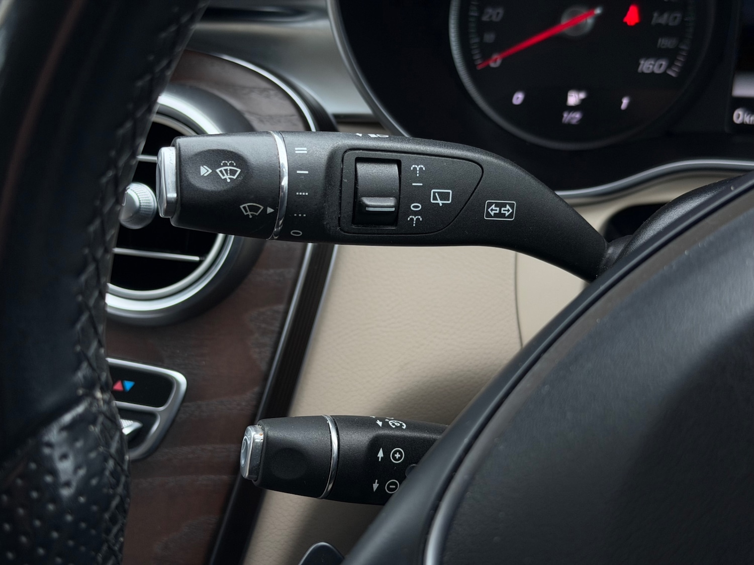 Used Mercedes-Benz C Class 2016 for sale - 77617364: Photo 39