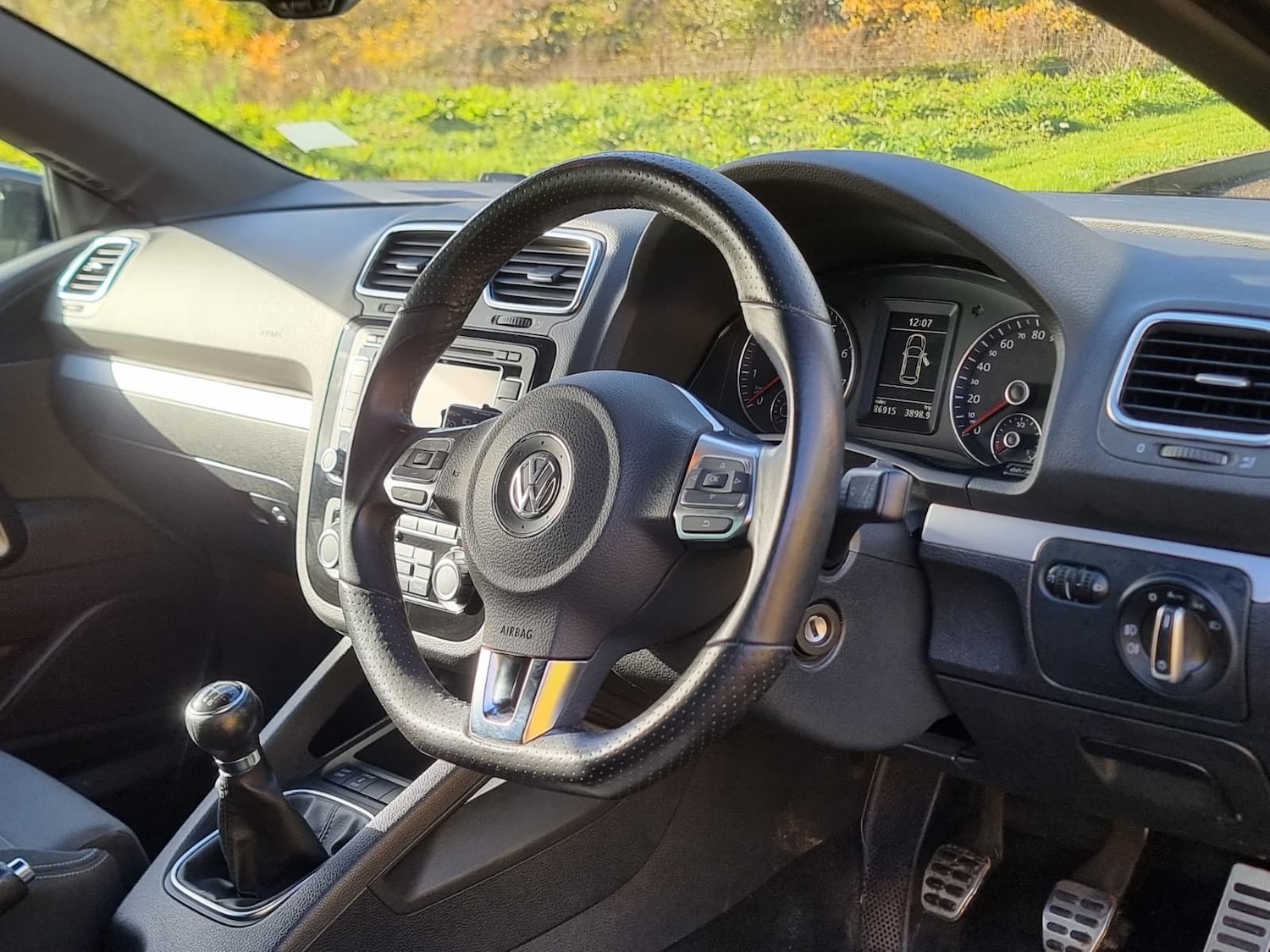 Used Volkswagen Scirocco 2010 for sale - 76616401: Photo 16