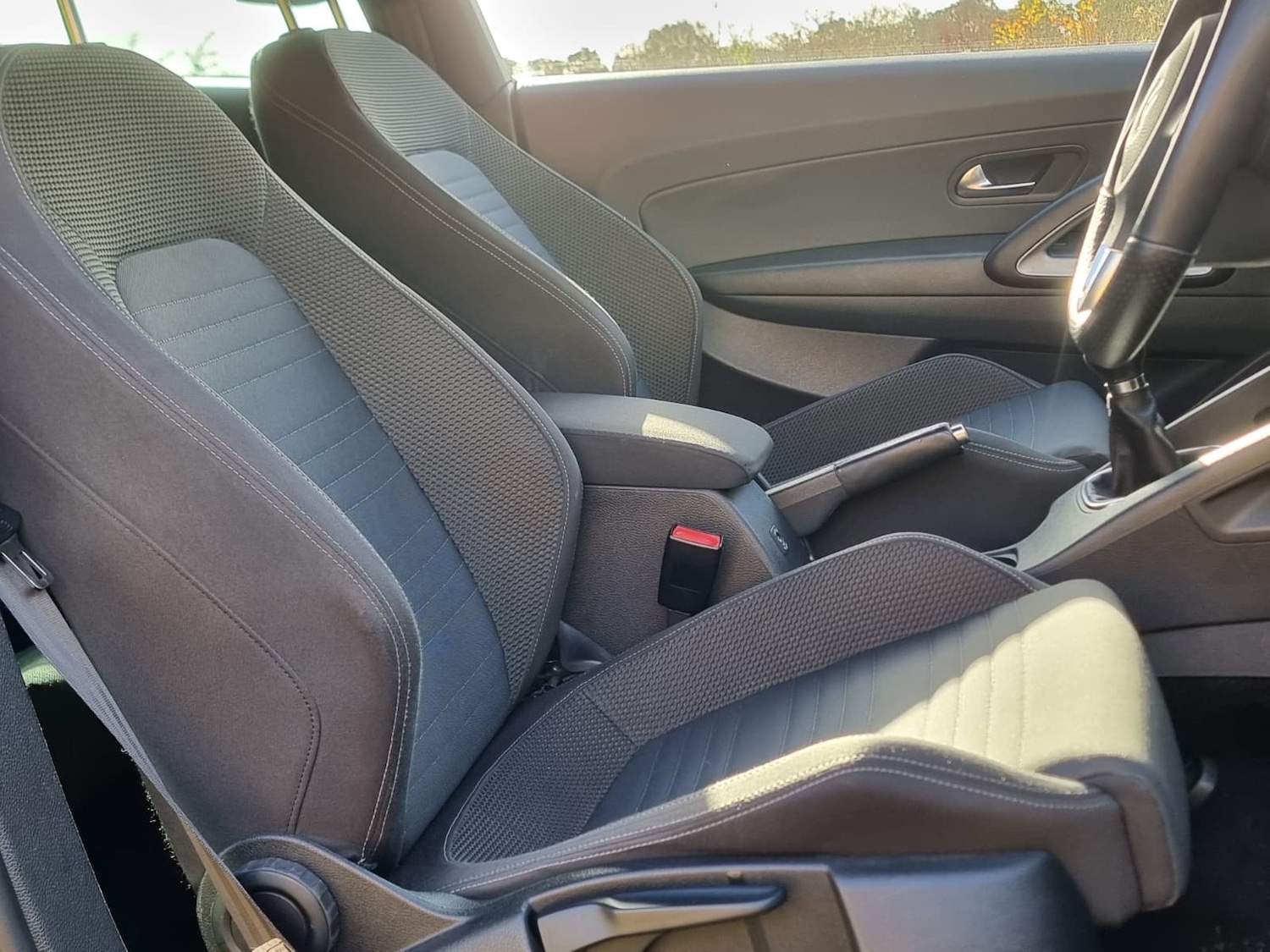 Used Volkswagen Scirocco 2010 for sale - 76616401: Photo 18