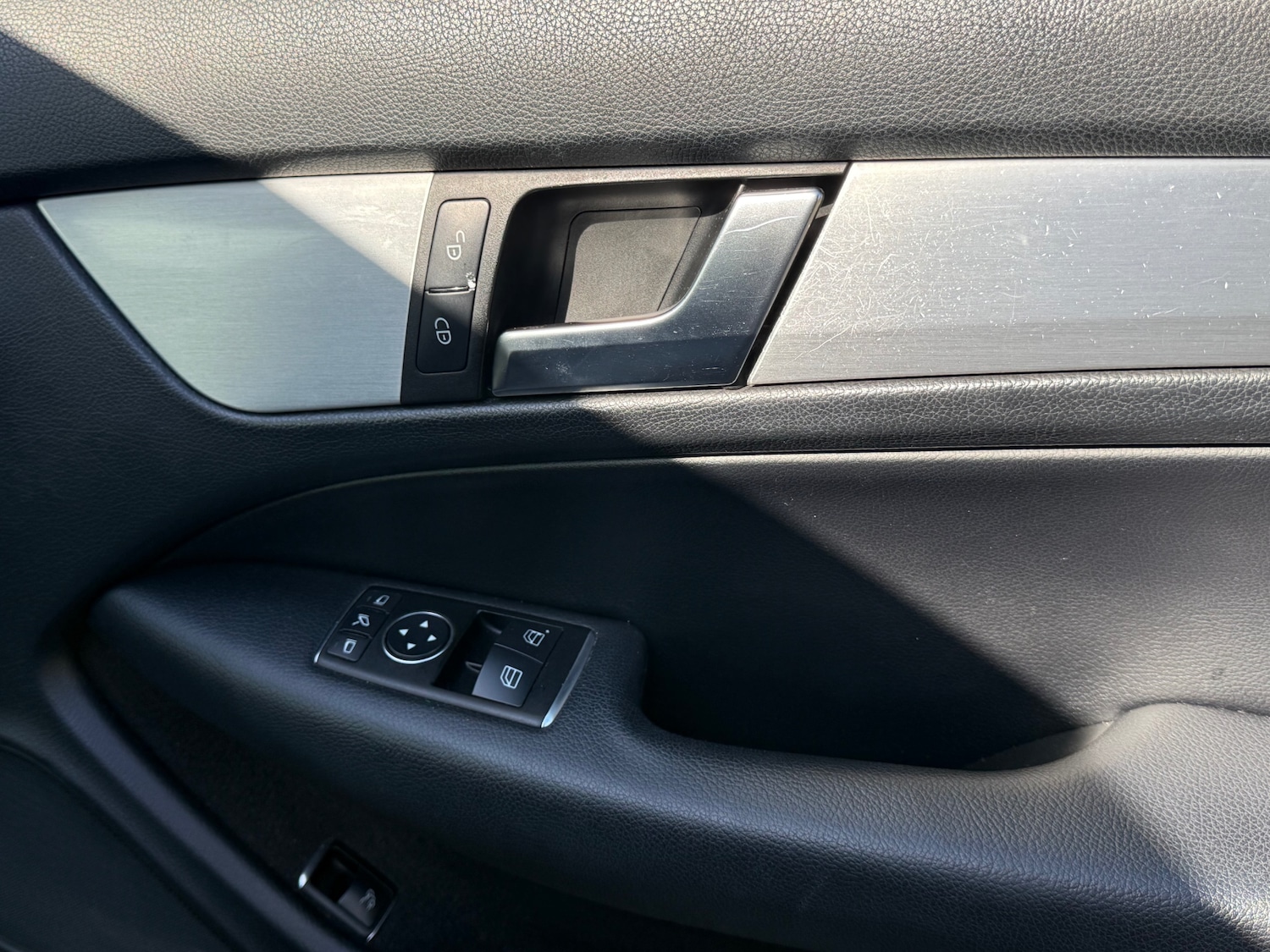 Used Mercedes-Benz C Class 2012 for sale - 77889368: Photo 17