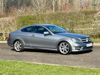 Used Mercedes-Benz C Class 2012 for sale - 77889368: Photo