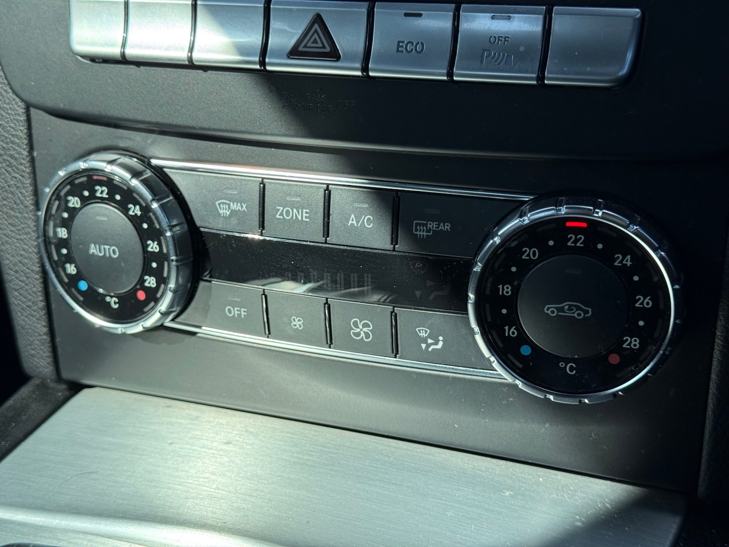 Used Mercedes-Benz C Class 2012 for sale - 77889368: Photo 24