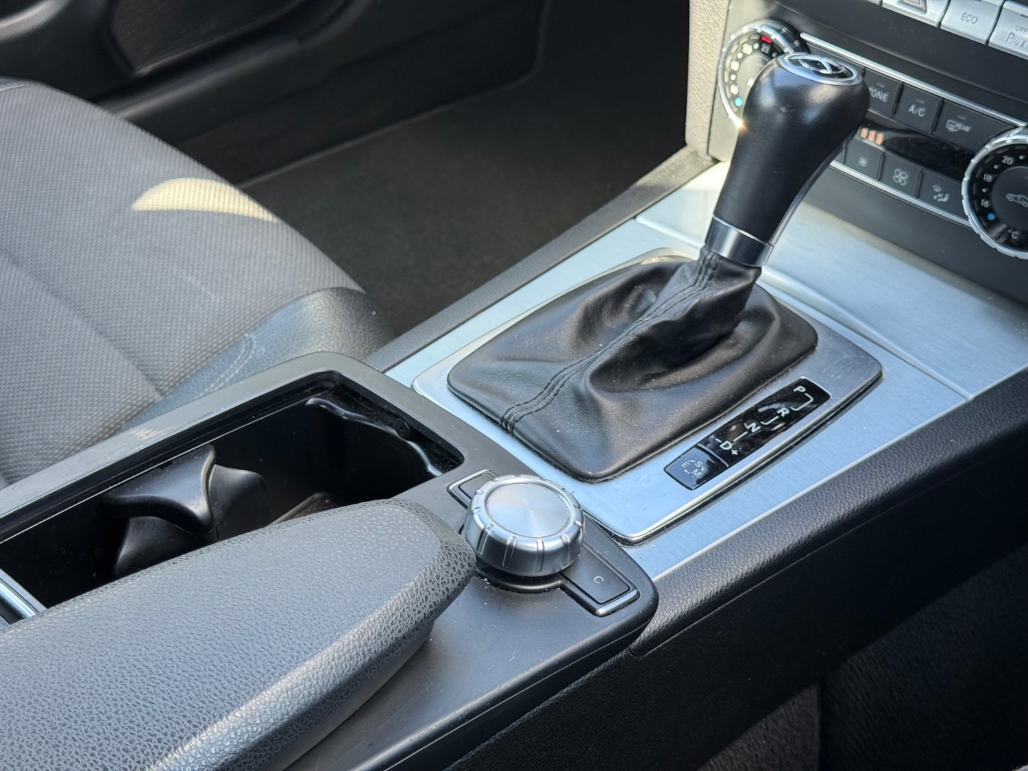 Used Mercedes-Benz C Class 2012 for sale - 77889368: Photo 32