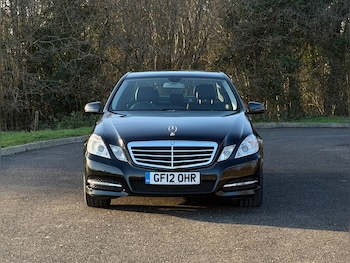 Used Mercedes-Benz E Class 2012 for sale - 77063238: Photo