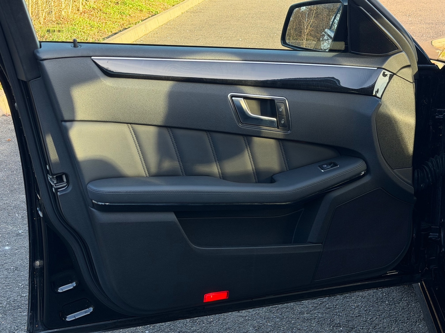 Used Mercedes-Benz E Class 2012 for sale - 77063238: Photo 32