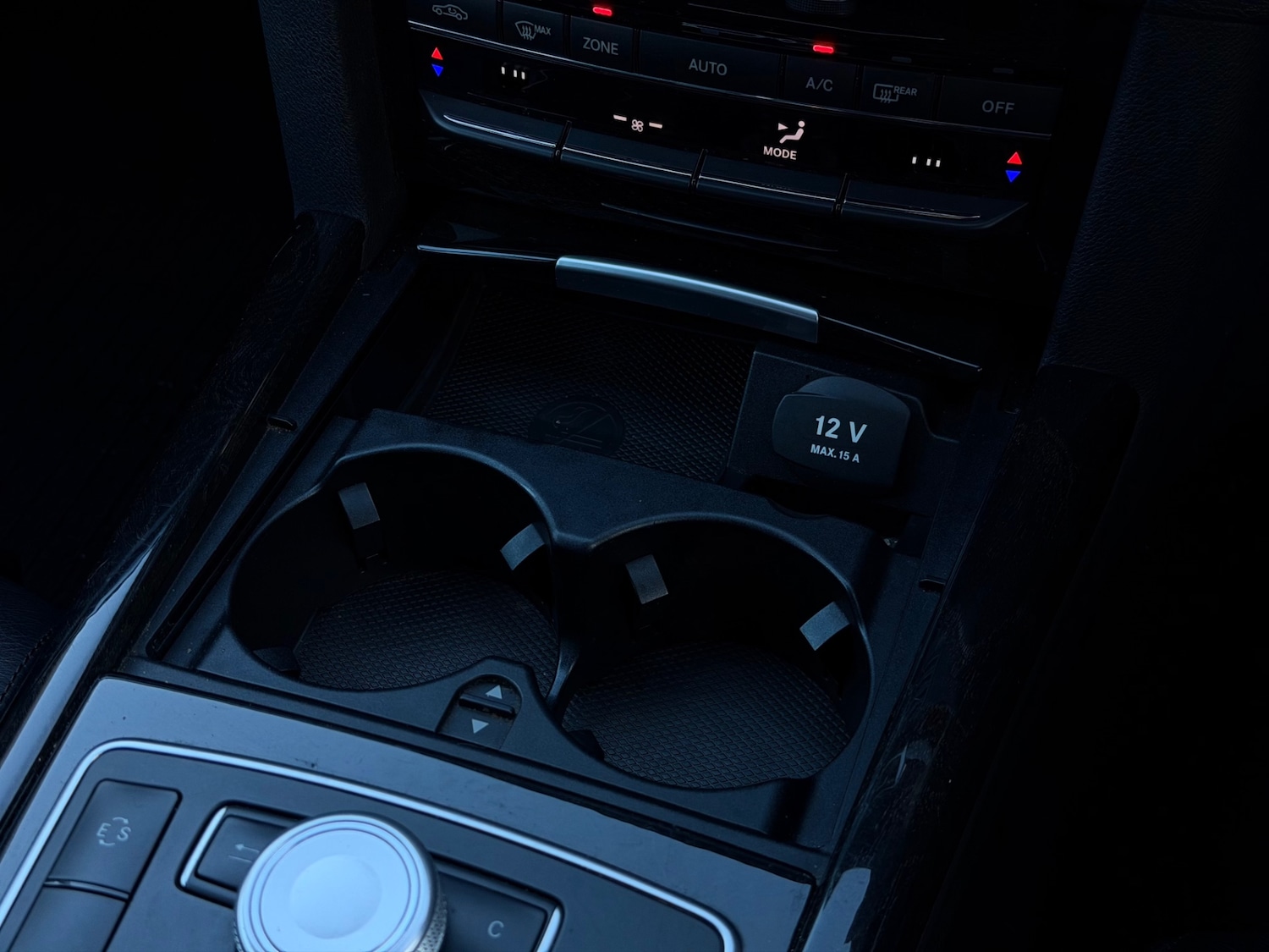 Used Mercedes-Benz E Class 2012 for sale - 77063238: Photo 44