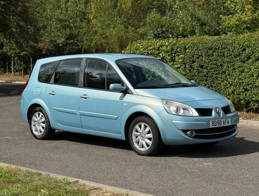 Used Renault Grand Scenic 2009 for sale - 76625436: Photo 1